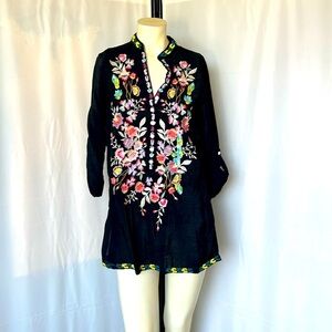 Paris Hues Floral Embroidered Tunic
